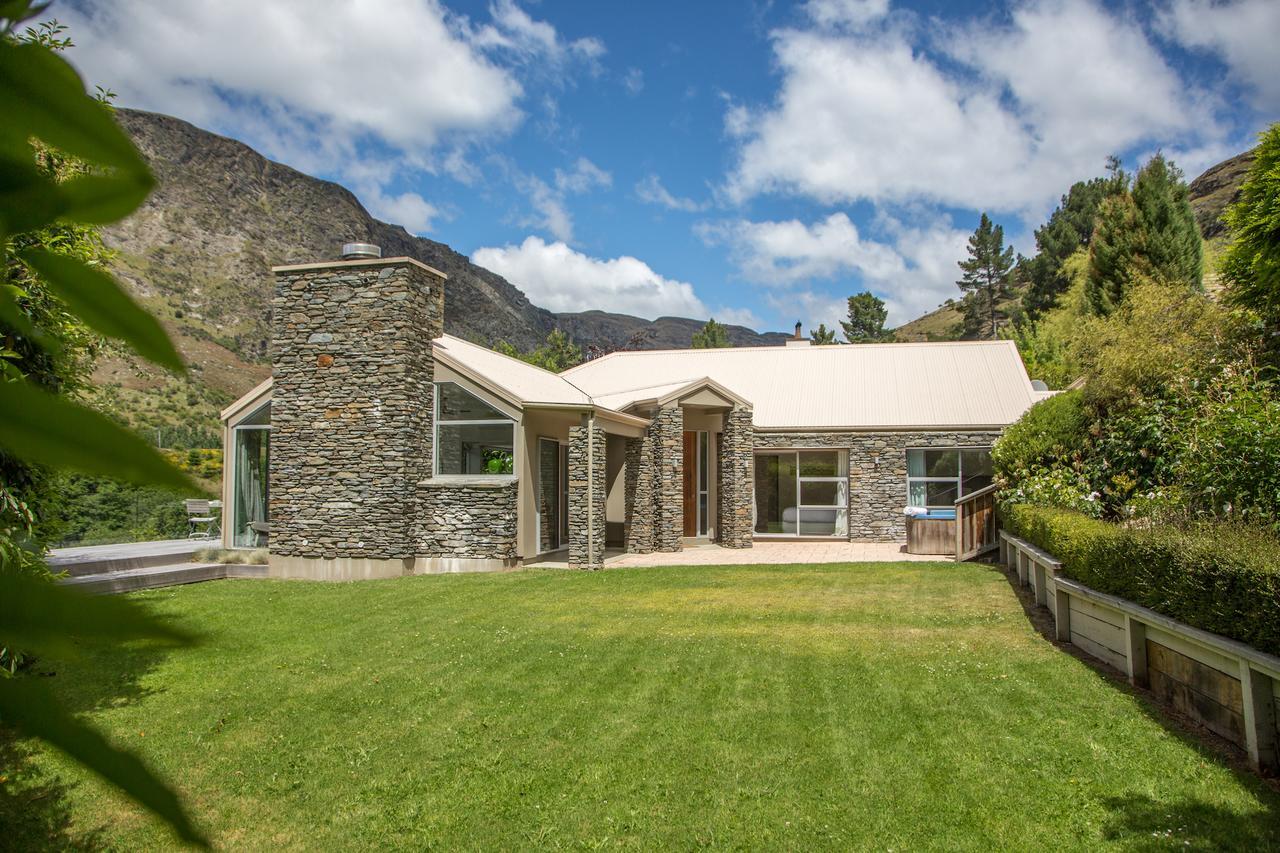 Riverview Retreat Holiday Home By Majordomo Queenstown Zimmer foto