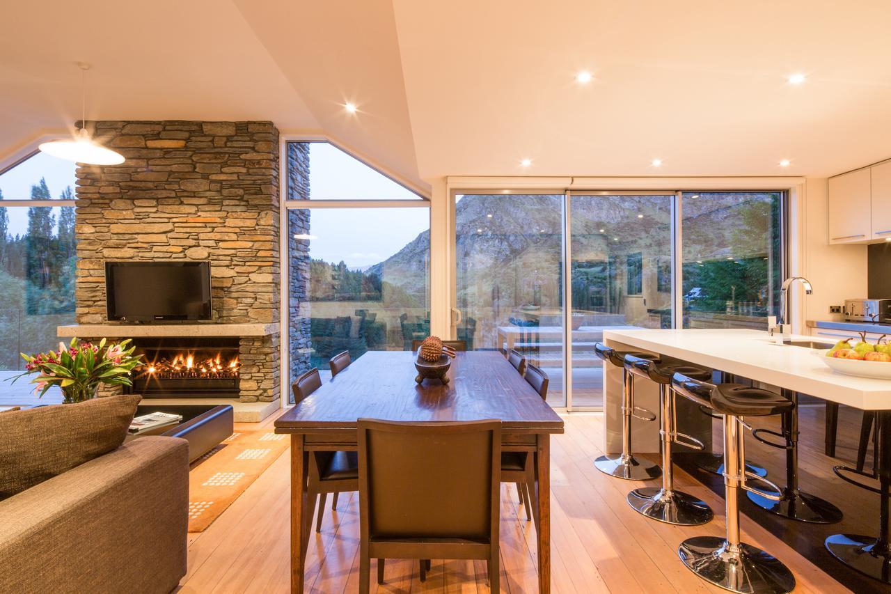 Riverview Retreat Holiday Home By Majordomo Queenstown Zimmer foto