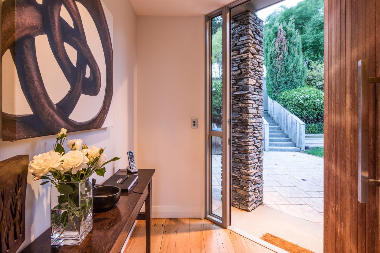 Riverview Retreat Holiday Home By Majordomo Queenstown Zimmer foto