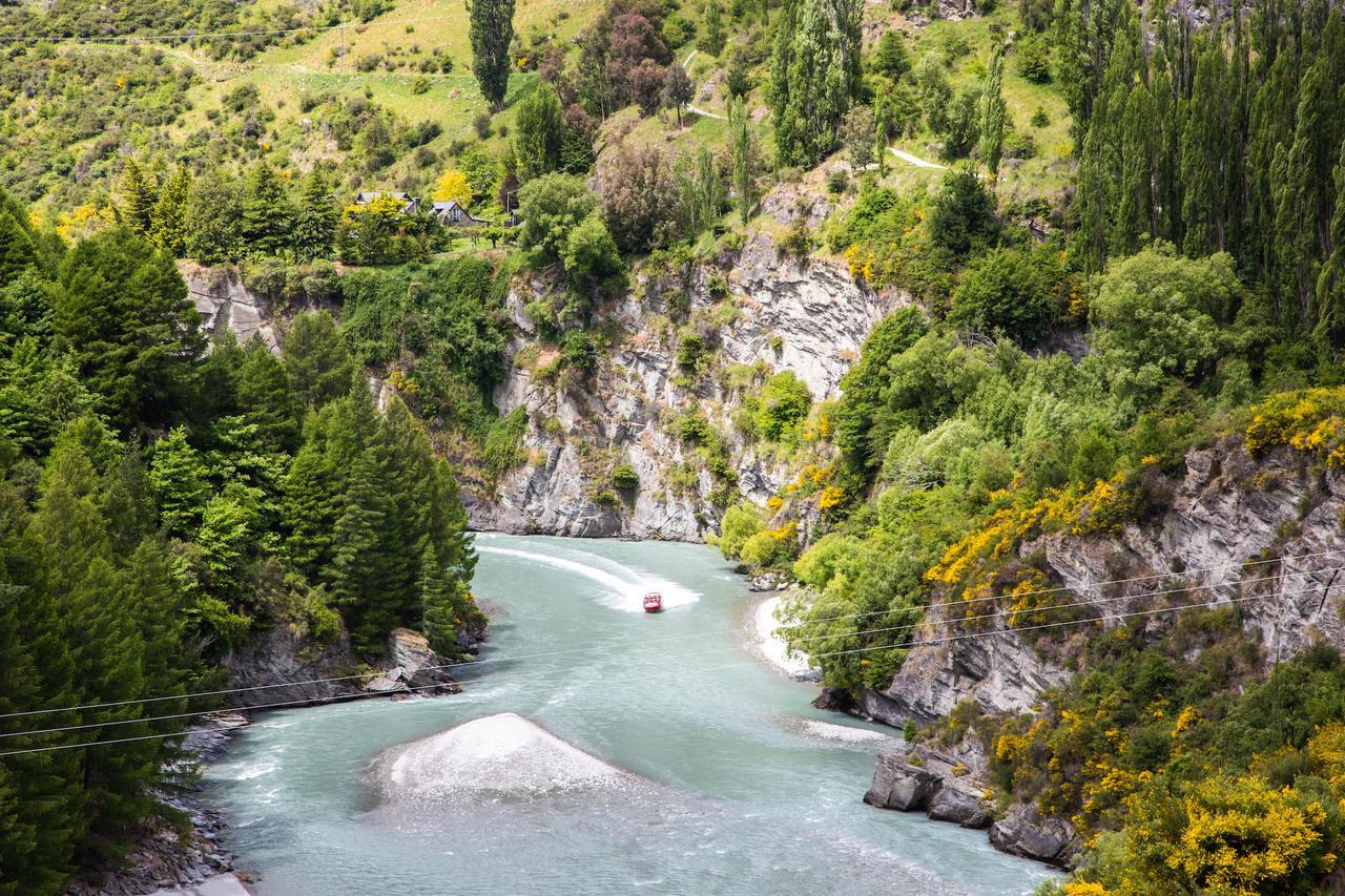 Riverview Retreat Holiday Home By Majordomo Queenstown Zimmer foto
